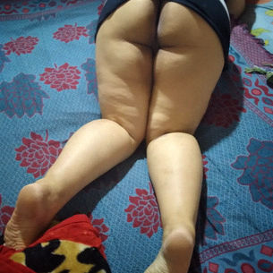 Chica Plus Hot