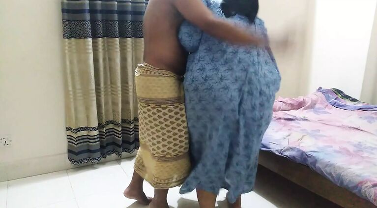 Palestinian Hot MILF Aunty Fucked by neighbour guy, Huge ass and huge boobs 55y old BBW aunty (cumshot inside big ass)