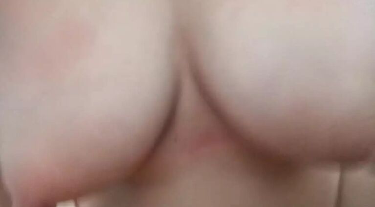 Fille algerienne f la maison nta3 sa7abha first time fucked by boyfriend -hot porn arab