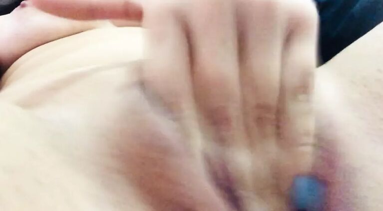 Arab showed his dick to me and I had an orgasm
