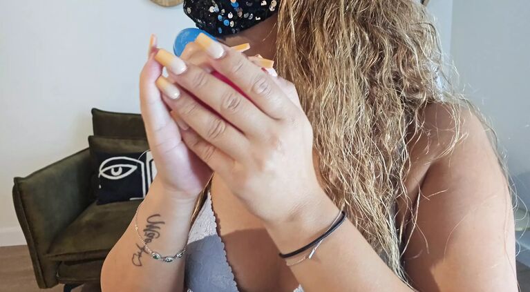 Sucking Dildo - SweetArabic bbw french big ass
