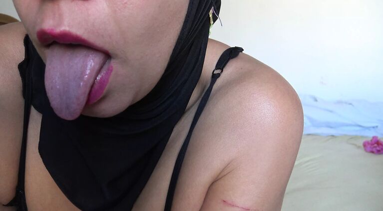 Horny Iranian Persian Milf dirty talk in FARSI