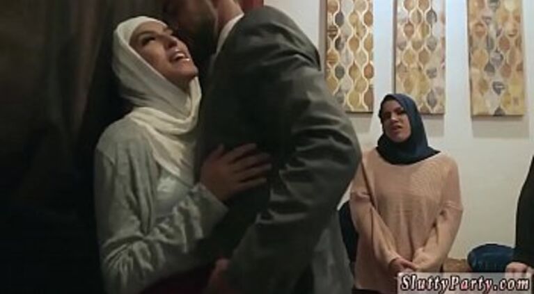 Hot milf blowjob Hot arab girls try foursome