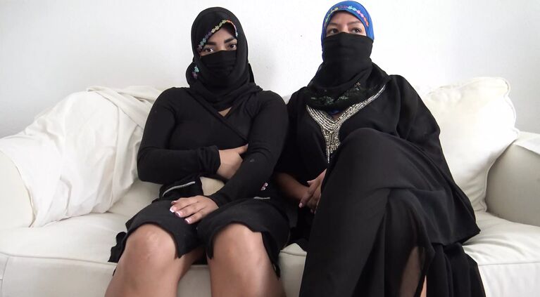 Big Tits Muslim Girl Wants To Make Hardcore Porn In France