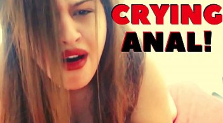 FIRST TIME ANAL WITH MY NEW BOYFRIEND !