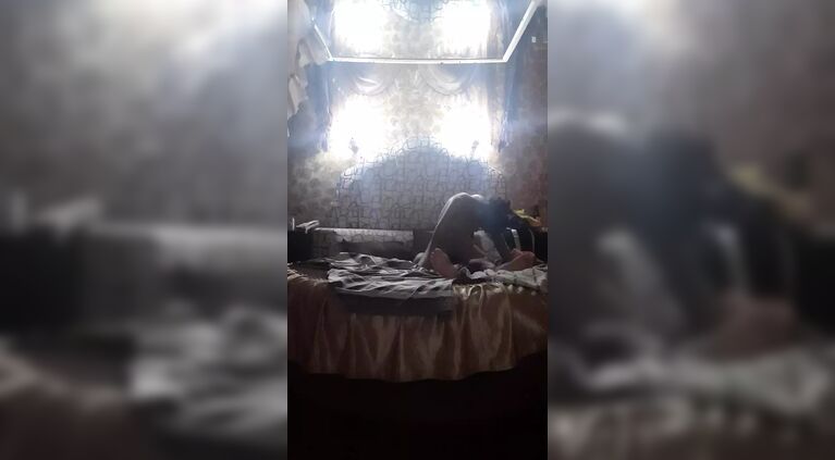 I take my girlfriend to a motel to have hard sex, I love her tight pussy